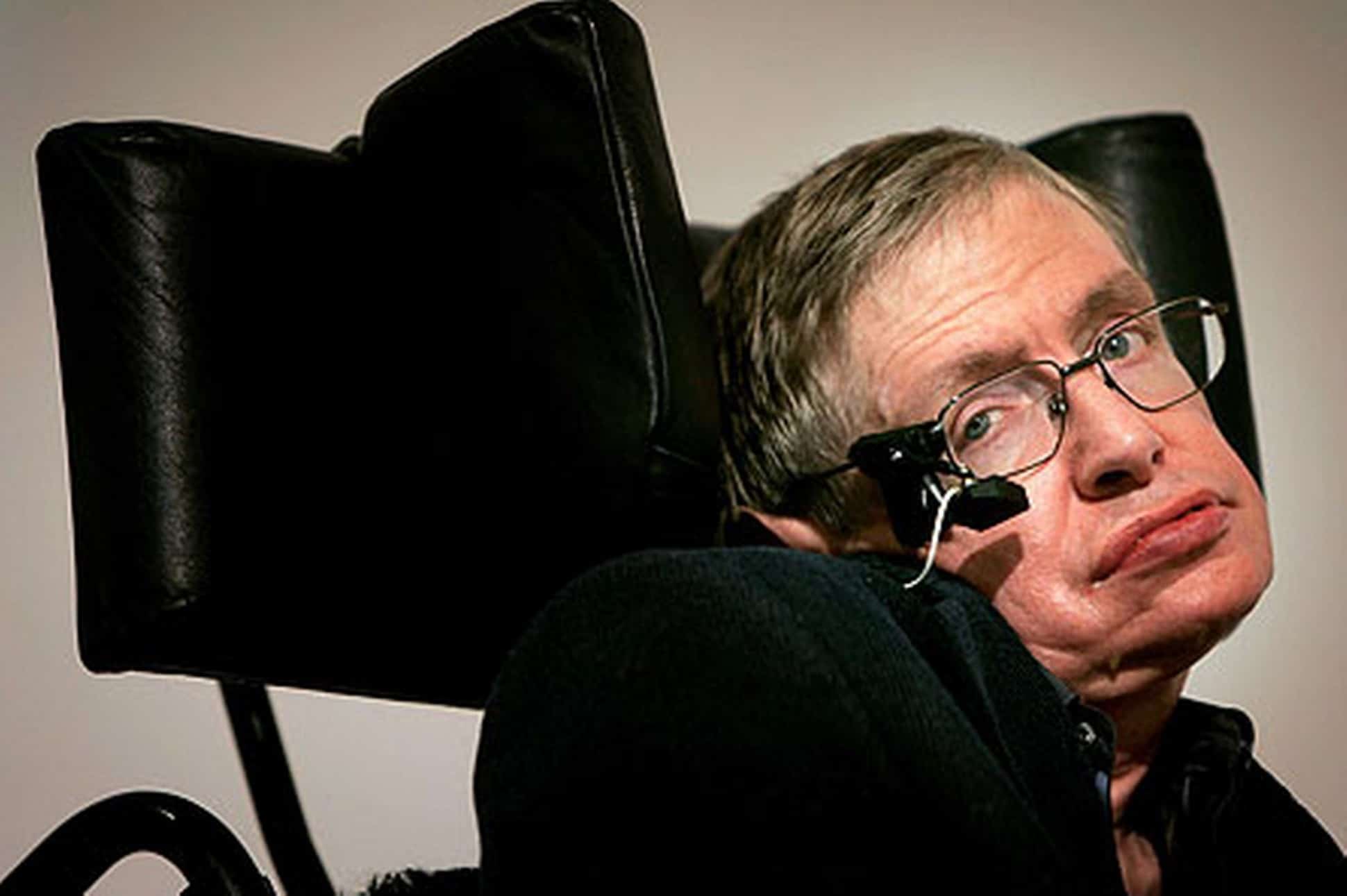 Artificial Intelligence Could Destroy Humanity Warns Stephen Hawking