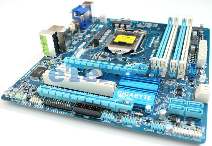 Gigabyte GA-Z77M-D3H Z77 Motherboard Preview | Page 3 of 5 | eTeknix