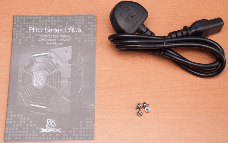 XFX_Pro_650W_Core_edition (3)