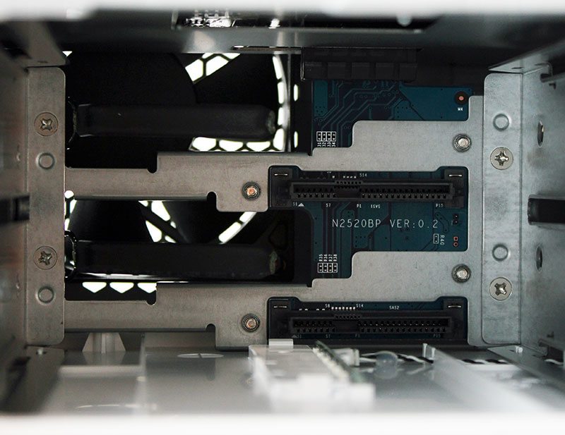 N2560 Bays