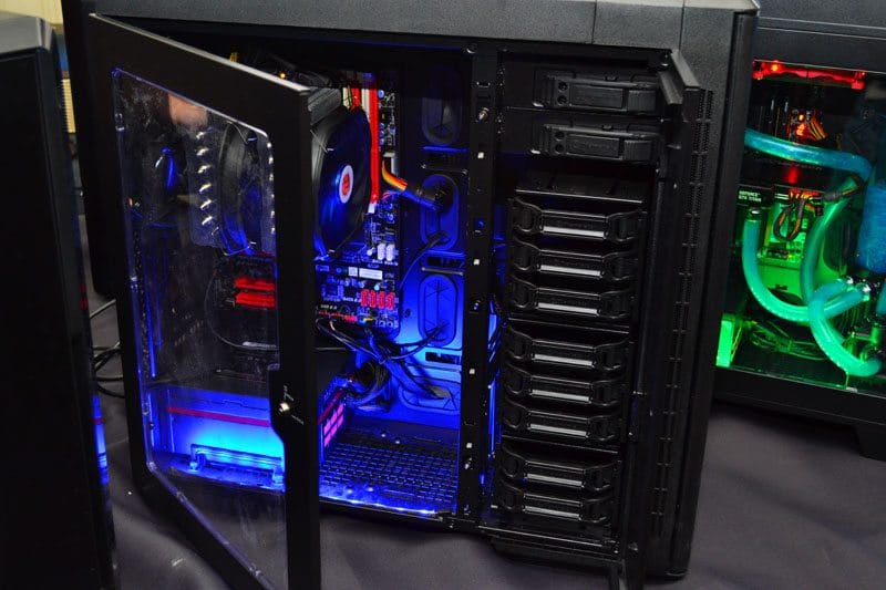 eTeknix @ CES 2014 - Thermaltake Urban T81 Chassis | eTeknix