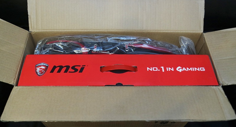 MSI_GT80_Titan_BoxOpen