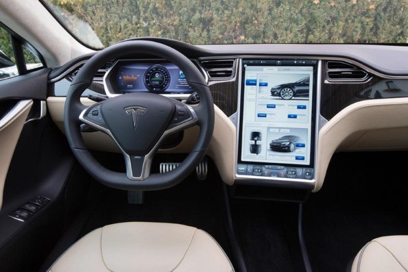 LG Producing Tesla Model 3's Huge Touchscreen