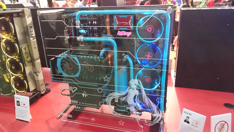 Thermaltake Showoff Incredible Case Mods at Computex | eTeknix