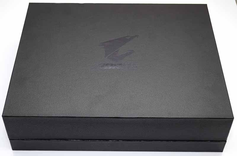 Gigabyte Aorus X3 Plus R7 Gaming Notebook Review
