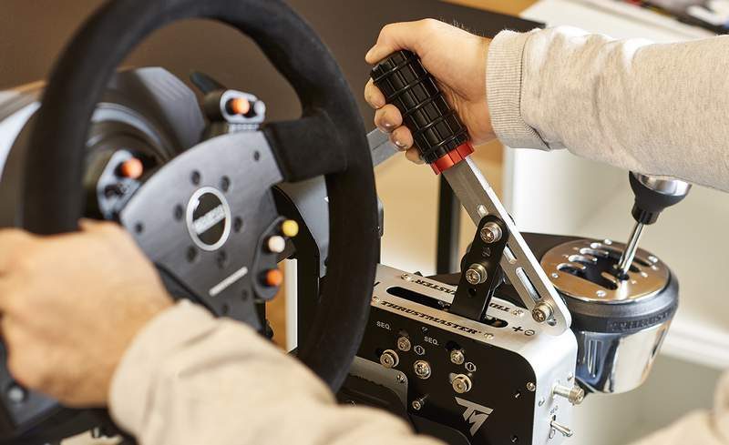 Thrustmaster Launches TSS Handbrake Sparco Mod for Drifting | eTeknix