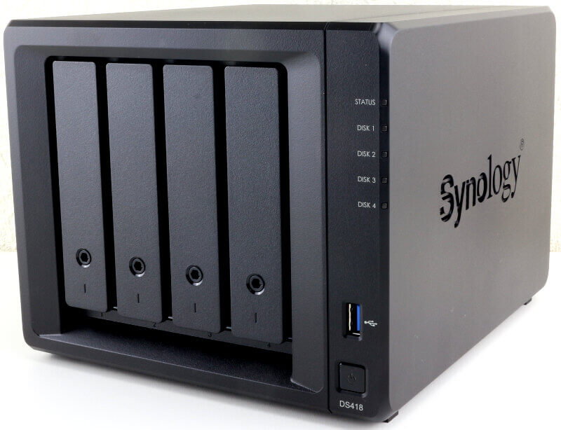 Synology DS418 Photo view front angle 1