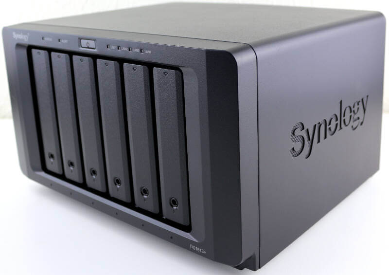 Synology DS1618p Photo view front angle 2