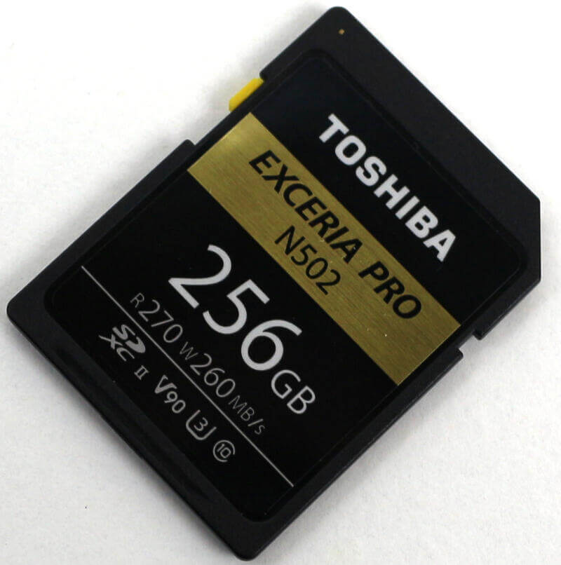 Toshiba EXCERIA PRO N502 256GB Photo 3 view top angle