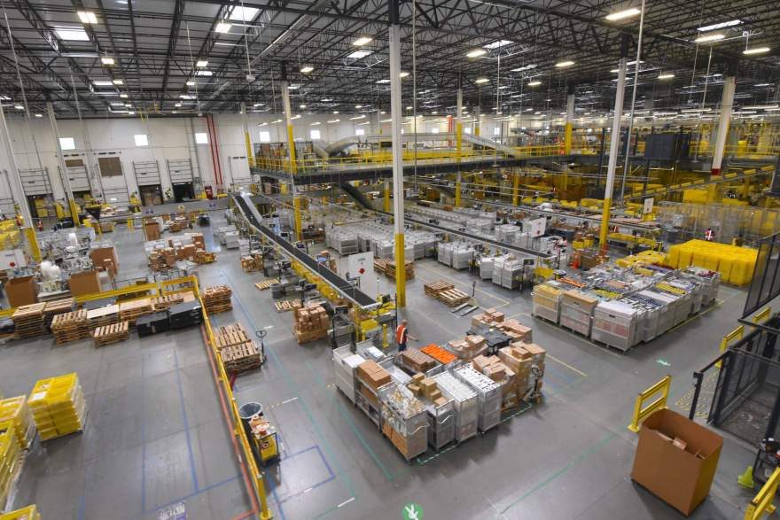 Amazon's Worker Tracking System Can Automatically Fire Employees