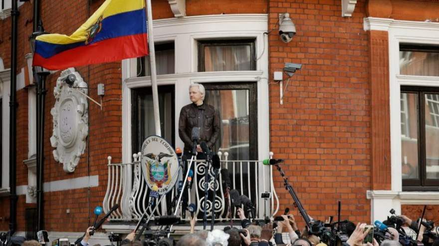 Ecuador Received 40 Million Cyberattacks Since Assange Arrest