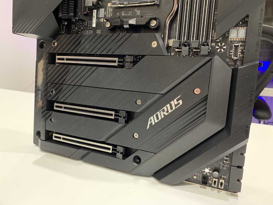 Gigabyte X570 AORUS XTREME Motherboard Review | Page 2 of 7 | eTeknix