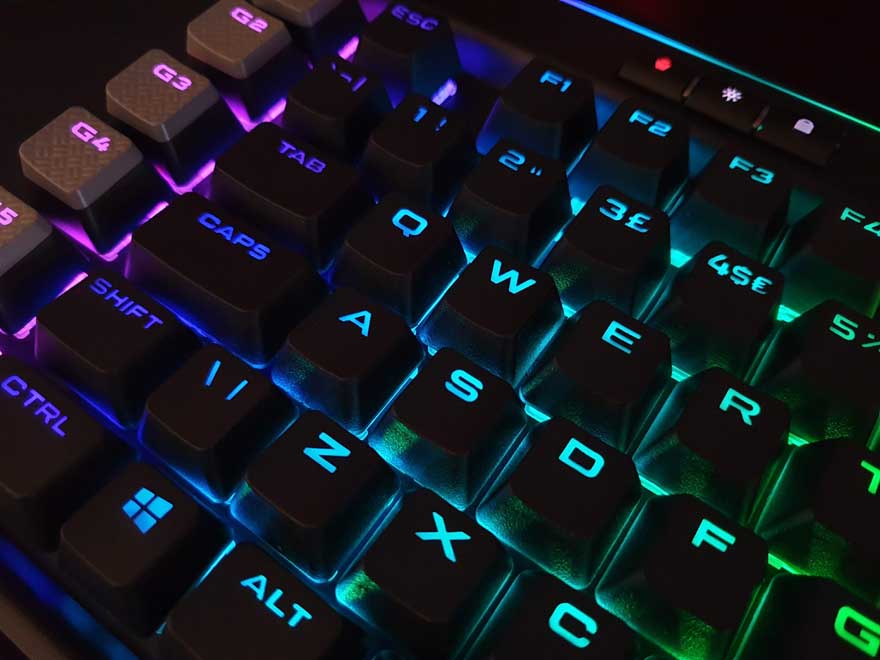 Corsair K95 RGB Platinum XT Keyboard Review