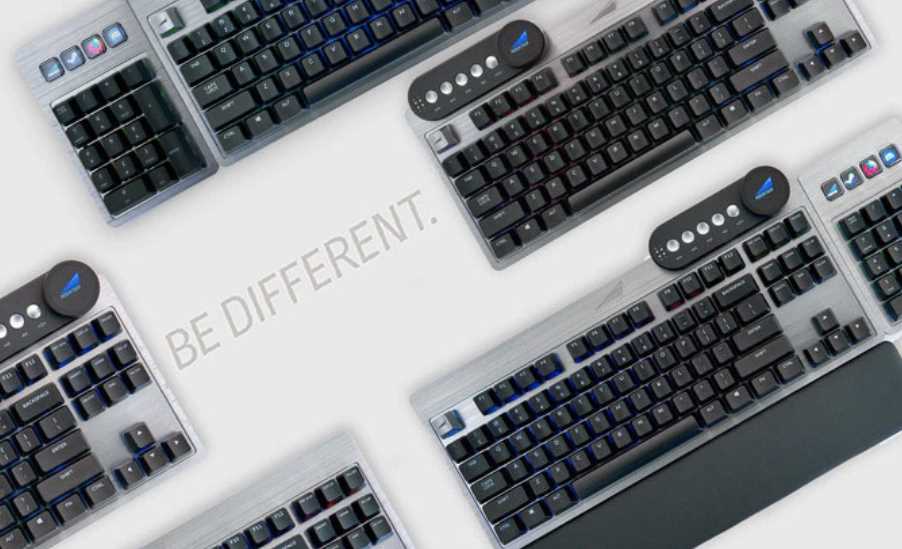 Everest Max - Modular hotswap mechanical keyboard with displays