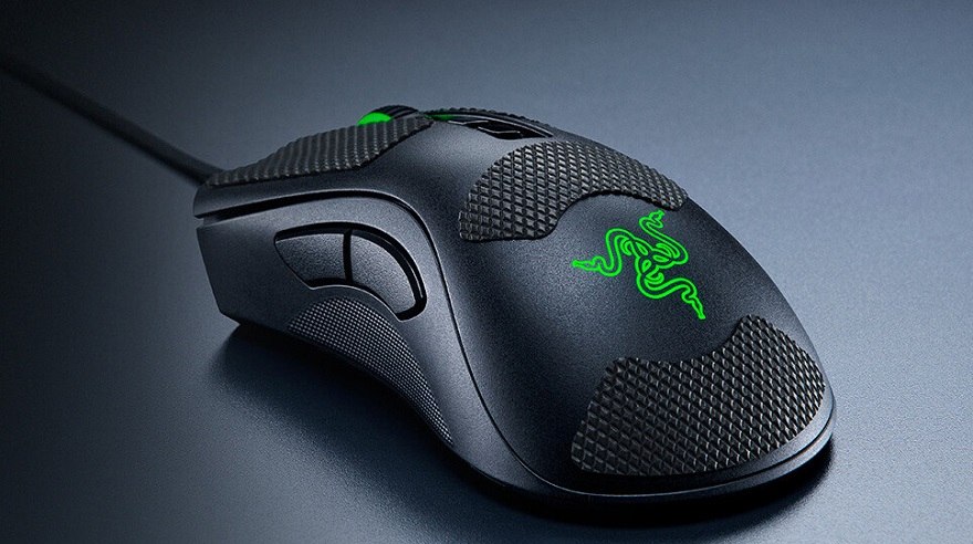 razer mouse scrolling on its own windows 10