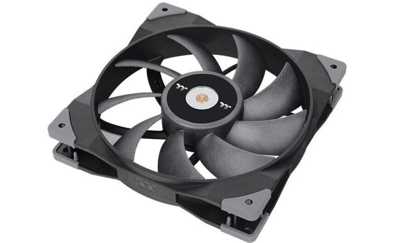 Thermaltake TOUGHFAN 14 Now Available in Single and 2-Fan Pack | eTeknix