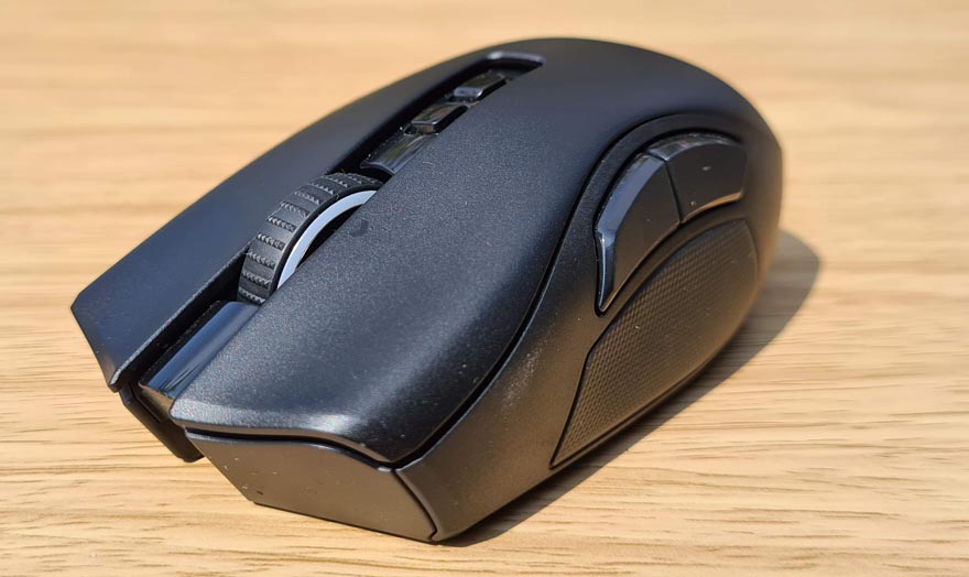 Razer Naga X Gaming Mouse Review