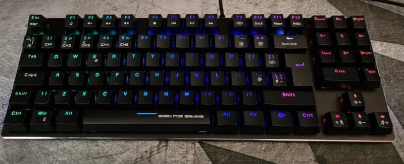 Marvo PRO KG934 TKL RGB Mechanical Keyboard Review | eTeknix