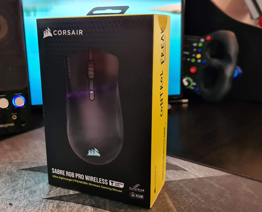  CORSAIR SABRE RGB PRO CHAMPION SERIES FPS/MOBA Gaming