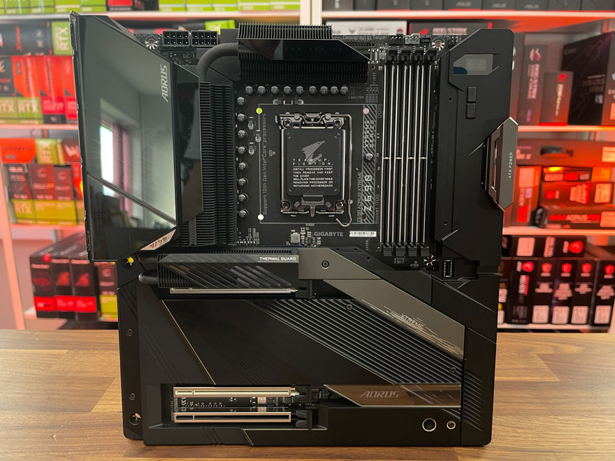 Gigabyte Z690 AORUS XTREME Motherboard Preview | eTeknix