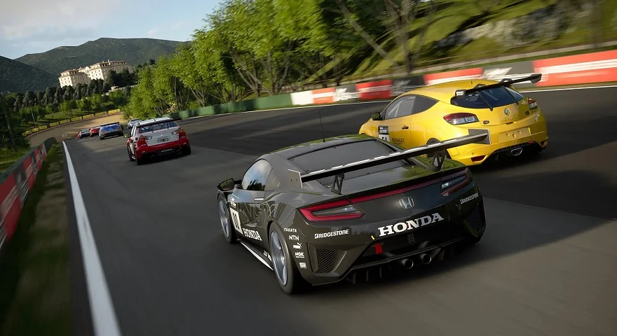 Gran Turismo 7 User Score Drops Below 2.0 On Metacritic 