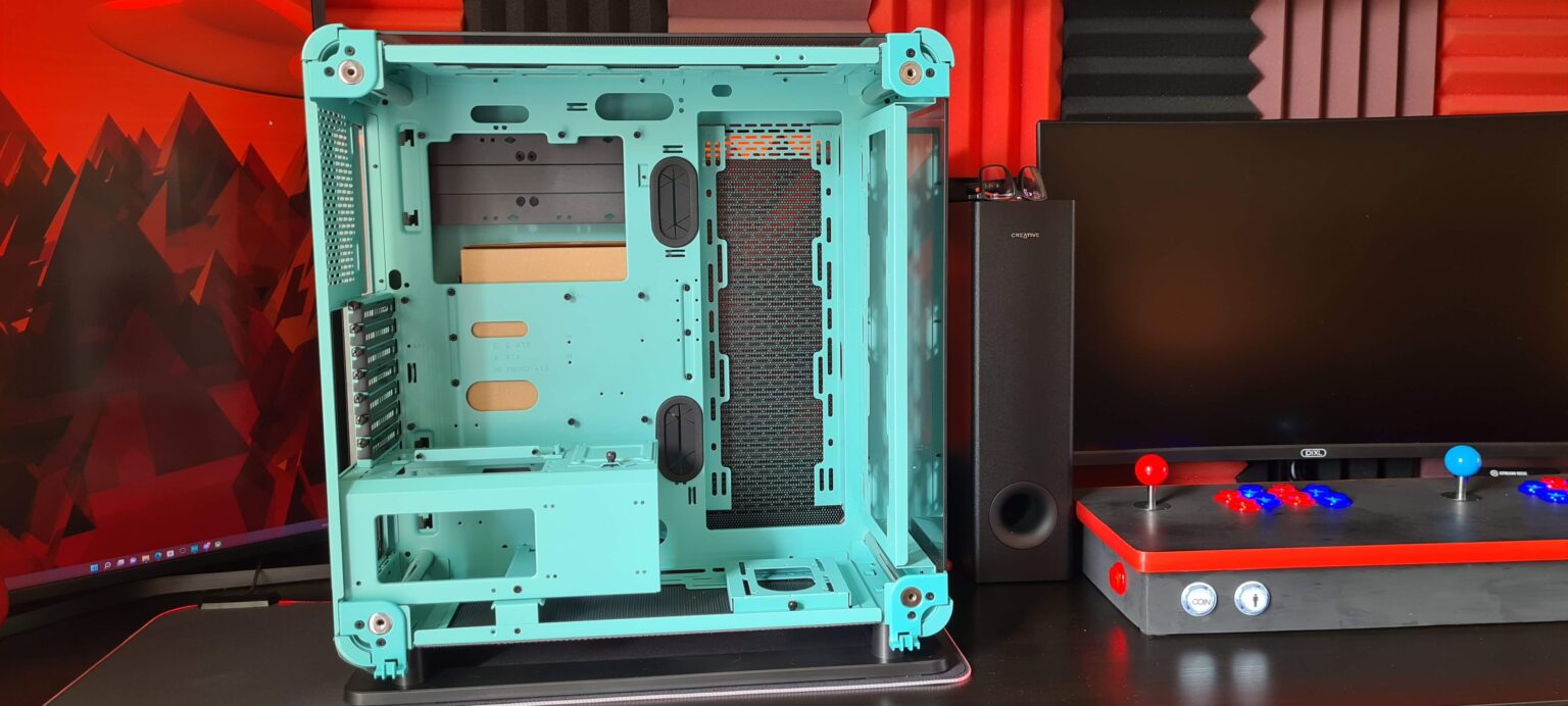 Thermaltake Core P6 Turquoise Edition Case Review Page 3 Of 5 Eteknix 3405