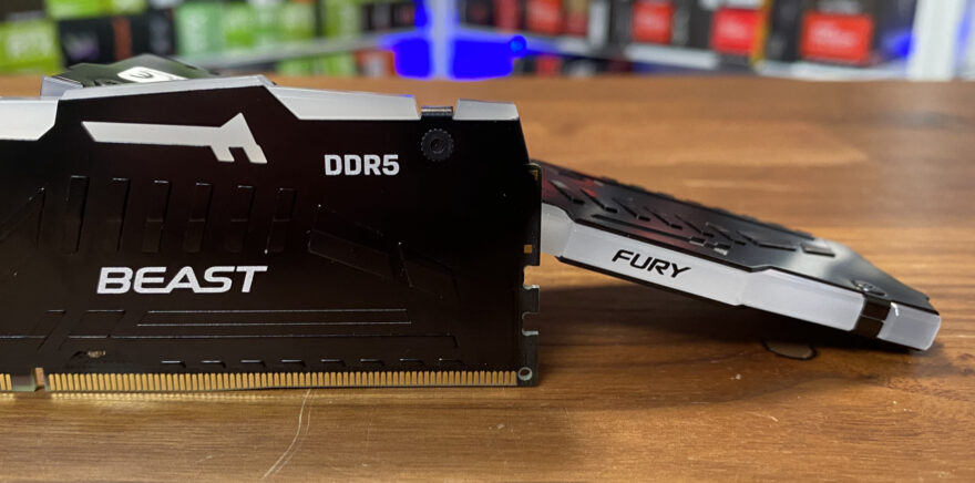Kingston Fury Beast DDR5 RGB 32GB Side
