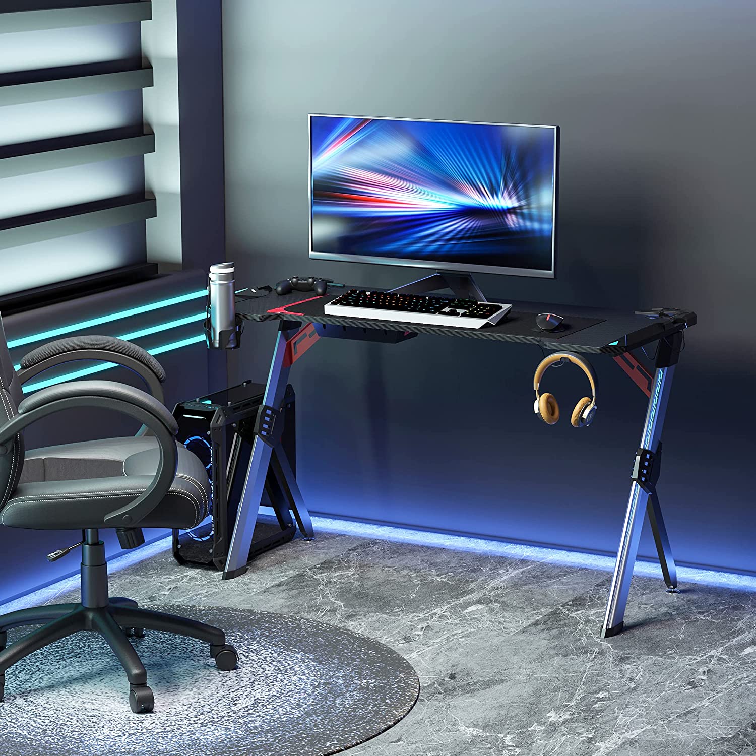 HOMCOM LED Gaming Desk | eTeknix