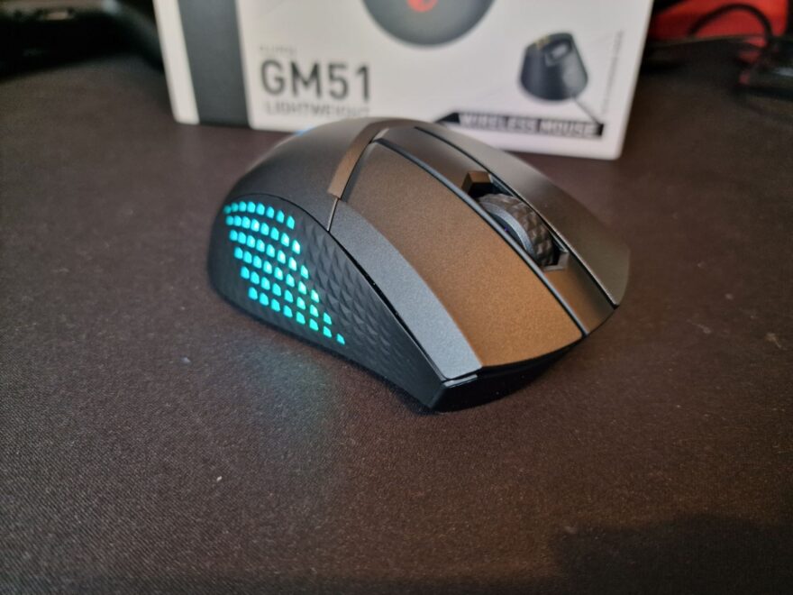 msi clutch gm51 lightweight wireless mouse review 15 1