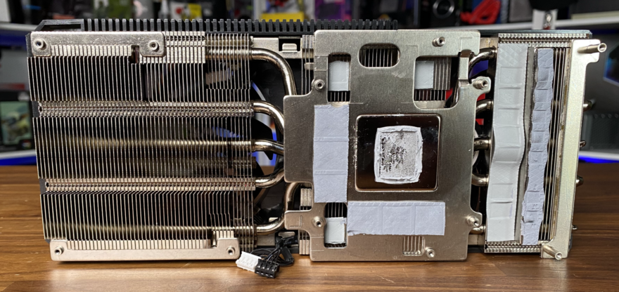 Inno3D-RTX-4070-Tear-Down-Heatsink-Front-880x416.png