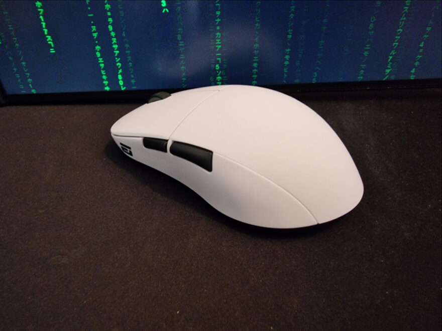 Endgame Gear XM2WE Wireless Gaming Mouse Review | eTeknix