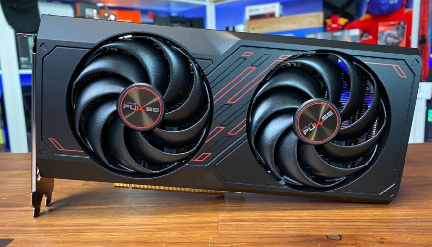 AMD Radeon RX 7600 Front 2